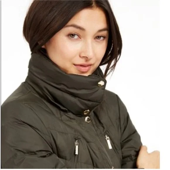 Michael Kors Hooded Puffer Coat - Size Small | Color: Olive Green - Picture 3 of 14